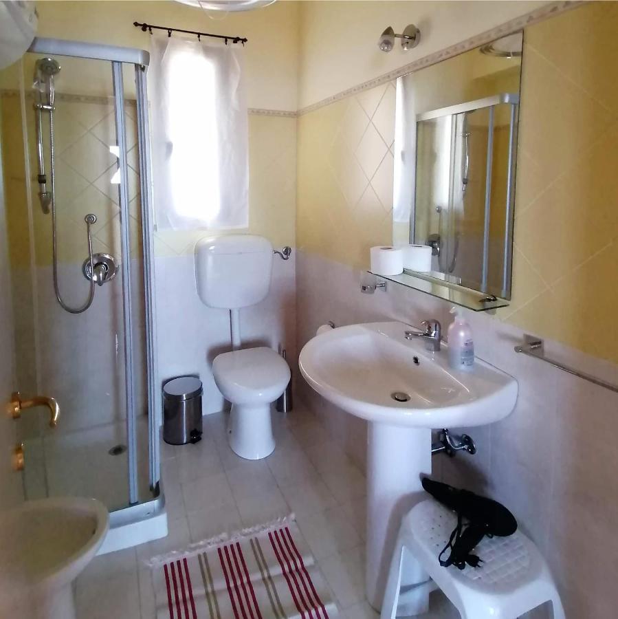 Apartment Saro & Tea Кастель-ді-Туза Екстер'єр фото